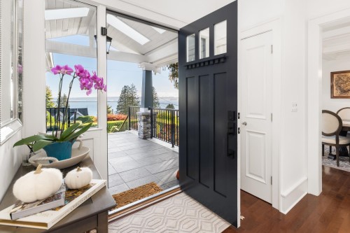 2623 Lawson Avenue, West Vancouver, BC 