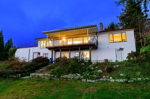 797 Eyremount Drive, West Vancouver, BC 