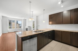 317-225 Francis Way  New Westminster, BC V3L 0G1