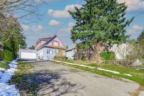 1027 Nanaimo Street, New Westminster, BC 