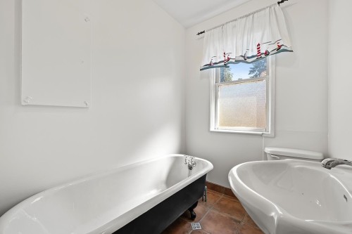 1027 Nanaimo Street, New Westminster, BC 