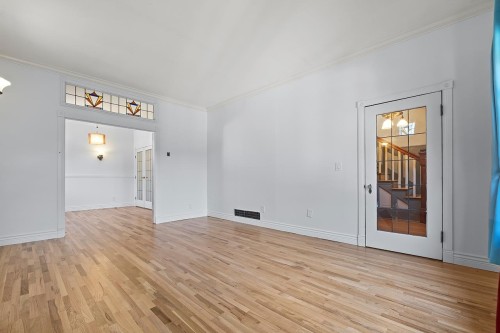 1027 Nanaimo Street, New Westminster, BC 