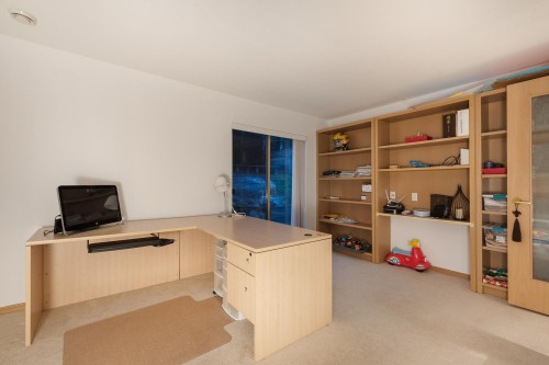 4779 Woodley Drive, West Vancouver, BC 