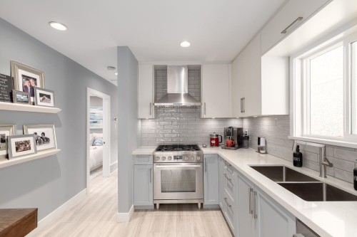 2023 Charles Street, Vancouver, BC 