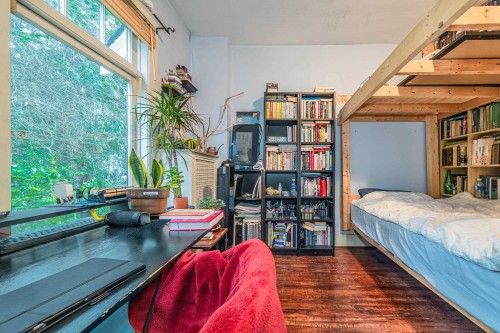 1989 King Edward Avenue W, Vancouver, BC 