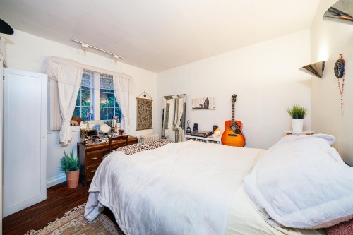 1989 King Edward Avenue W, Vancouver, BC 