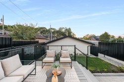 2-4855 Dumfries Street  Vancouver, BC V5N 3T8