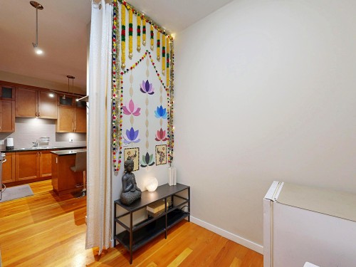 208-250 Salter Street, New Westminster, BC 