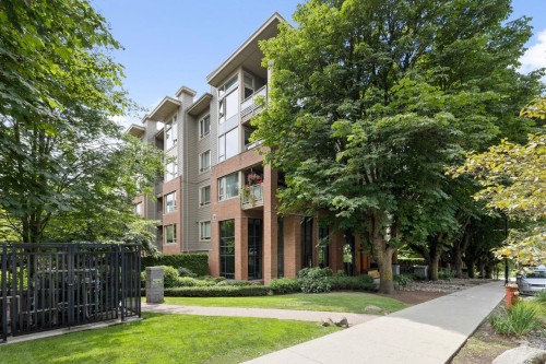 304-139 22nd Street W North Vancouver, BC V7M 0B5