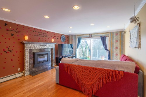 111 Fell Avenue N, Burnaby, BC 
