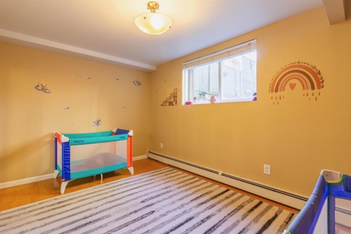 111 Fell Avenue N, Burnaby, BC 