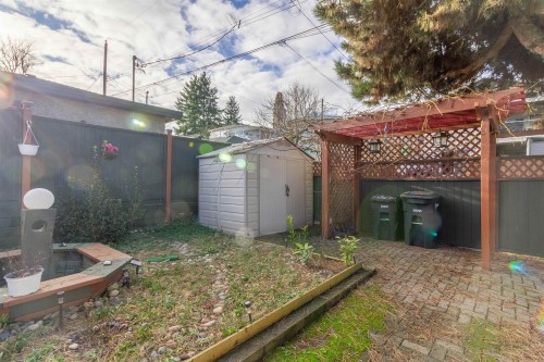 111 Fell Avenue N, Burnaby, BC 