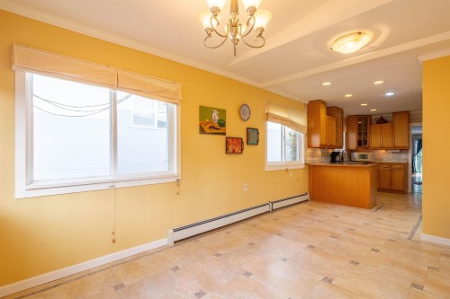 111 Fell Avenue N, Burnaby, BC 