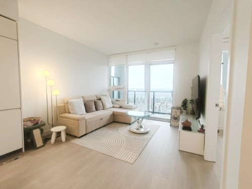 2906-6537 Telford Avenue  Burnaby, BC V5H 0K9