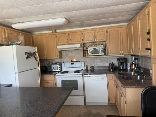 251-201 Cayer Street, Coquitlam, BC 