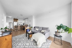 1906-3080 Lincoln Avenue  Coquitlam, BC V3B 0L9