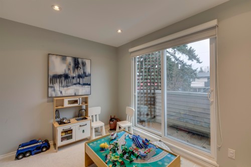 4560 7Th Avenue W, Vancouver, BC 