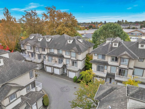 10-6388 Alder Street  Richmond, BC V6Y 4G4