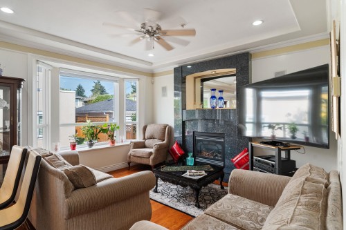 339 63Rd Avenue E, Vancouver, BC 