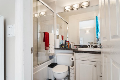 339 63Rd Avenue E, Vancouver, BC 