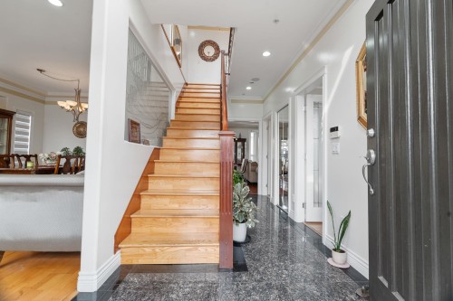 339 63Rd Avenue E, Vancouver, BC 