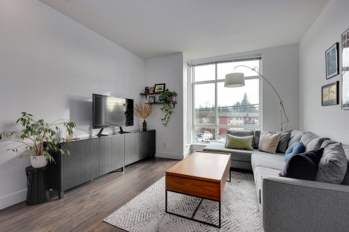 5-909 Clarke Road  Port Moody, BC V3H 1L6