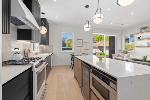 679 18Th Avenue W, Vancouver, BC 