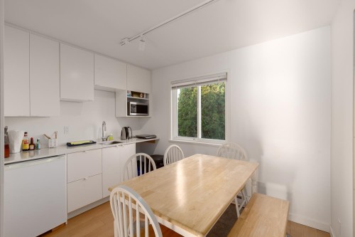 1636 Frances Street, Vancouver, BC 