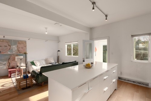 1636 Frances Street, Vancouver, BC 