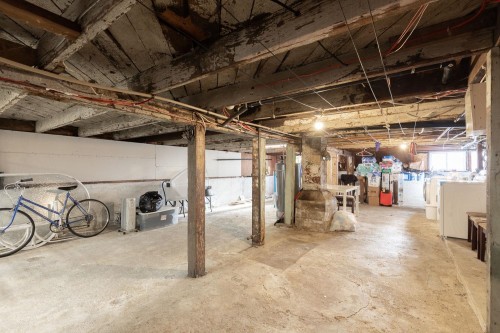 1636 Frances Street, Vancouver, BC 