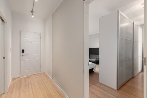 1636 Frances Street, Vancouver, BC 