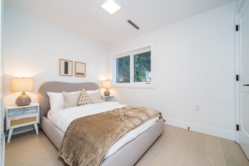 1924 William Street, Vancouver, BC 