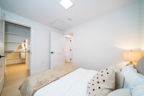 1924 William Street, Vancouver, BC 