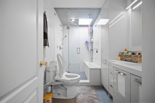 6978 Mckinnon Street, Vancouver, BC 