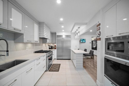 6978 Mckinnon Street, Vancouver, BC 