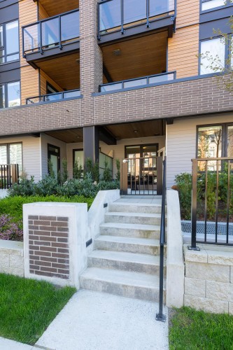 105-615 Cottonwood Avenue  Coquitlam, BC V3J 2S5