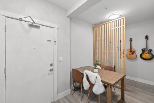 306-22577 Royal Crescent, Maple Ridge, BC 