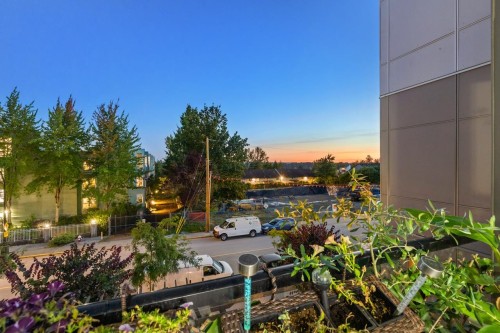 306-22577 Royal Crescent, Maple Ridge, BC 