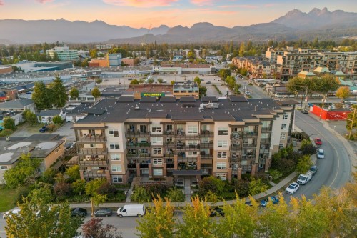 306-22577 Royal Crescent, Maple Ridge, BC 