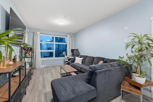 306-22577 Royal Crescent, Maple Ridge, BC 