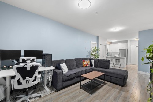 306-22577 Royal Crescent, Maple Ridge, BC 