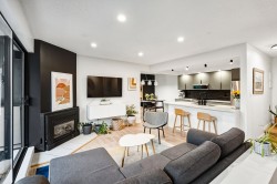 3146 Mountain Highway  North Vancouver, BC V7K 2H5