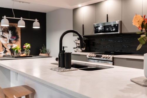 3146 Mountain Highway, North Vancouver, BC 