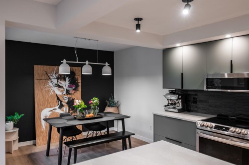 3146 Mountain Highway, North Vancouver, BC 