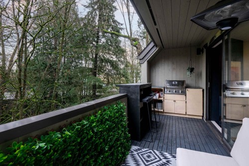 3146 Mountain Highway, North Vancouver, BC 