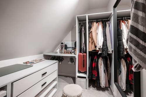 3146 Mountain Highway, North Vancouver, BC 