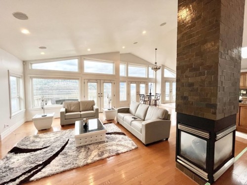 1036 Ioco Road, Port Moody, BC 