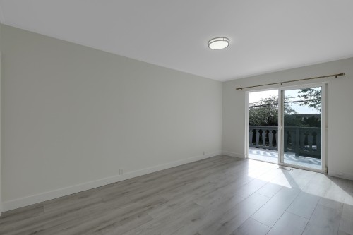 732 29Th Street E, North Vancouver, BC 