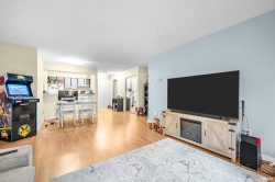 208-1955 Woodway Place  Burnaby, BC V5B 4S5