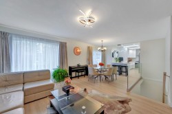 3512 Pearkes Place  Port Coquitlam, BC V3B 5E5